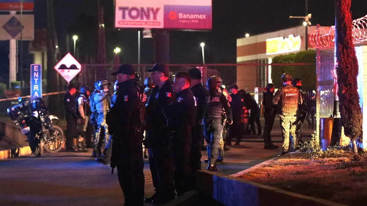 La noche del martes el ataque directo en el estacionamiento de la PeriPlaza